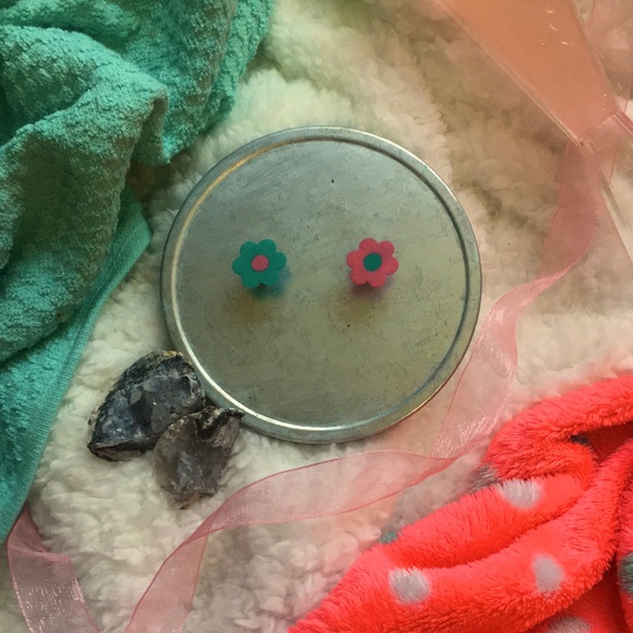 Pink and teal flower earrings - Picture 2 of 6